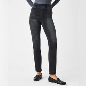 Spanx Straight Leg Jeans in Vintage Black Size MP